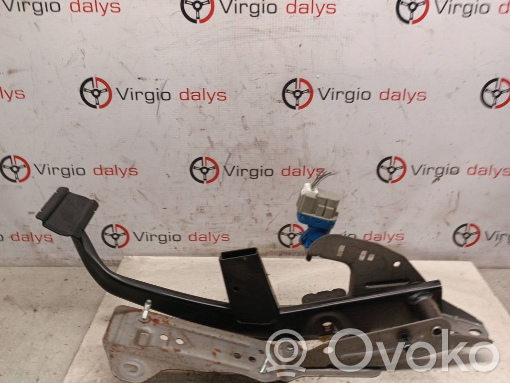 Ford Kuga II Bremžu pedālis 