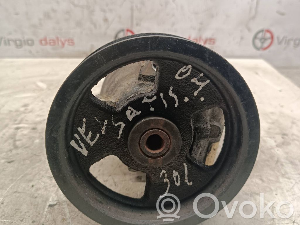 Renault Vel Satis Power steering pump 