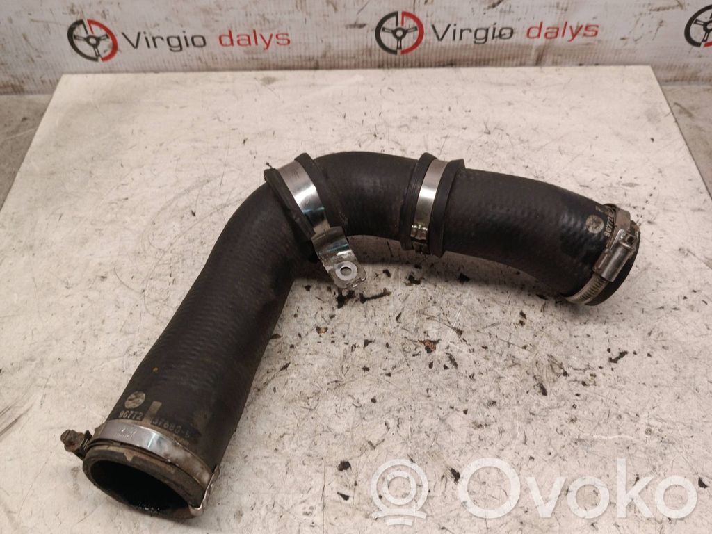 Ford Focus Air intake hose/pipe 