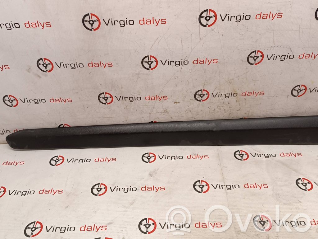 Fiat Doblo Priekšpusē durvju dekoratīvā apdare (moldings) 