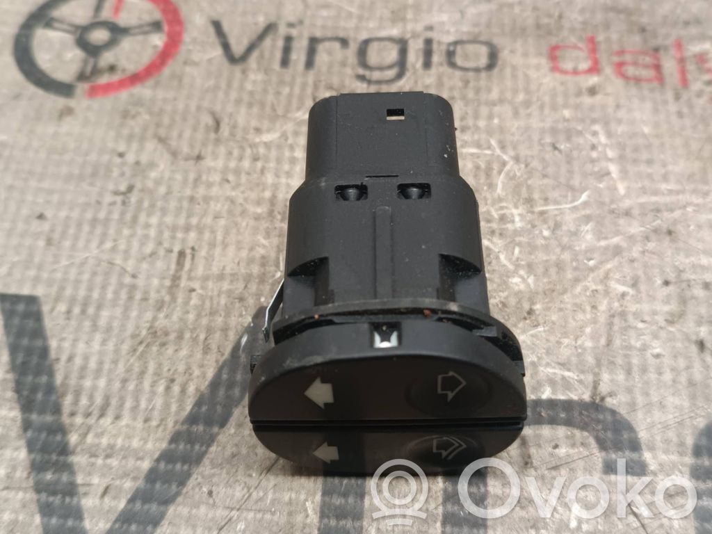 Ford Fiesta Electric window control switch 