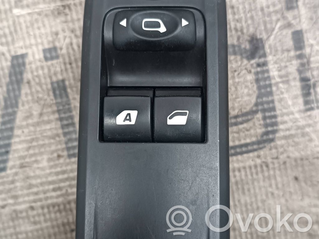 Citroen C3 Electric window control switch 