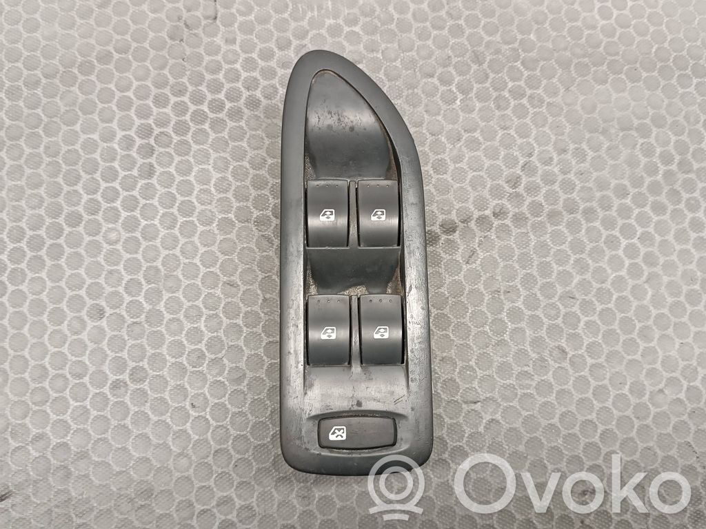 Renault Laguna II Electric window control switch 