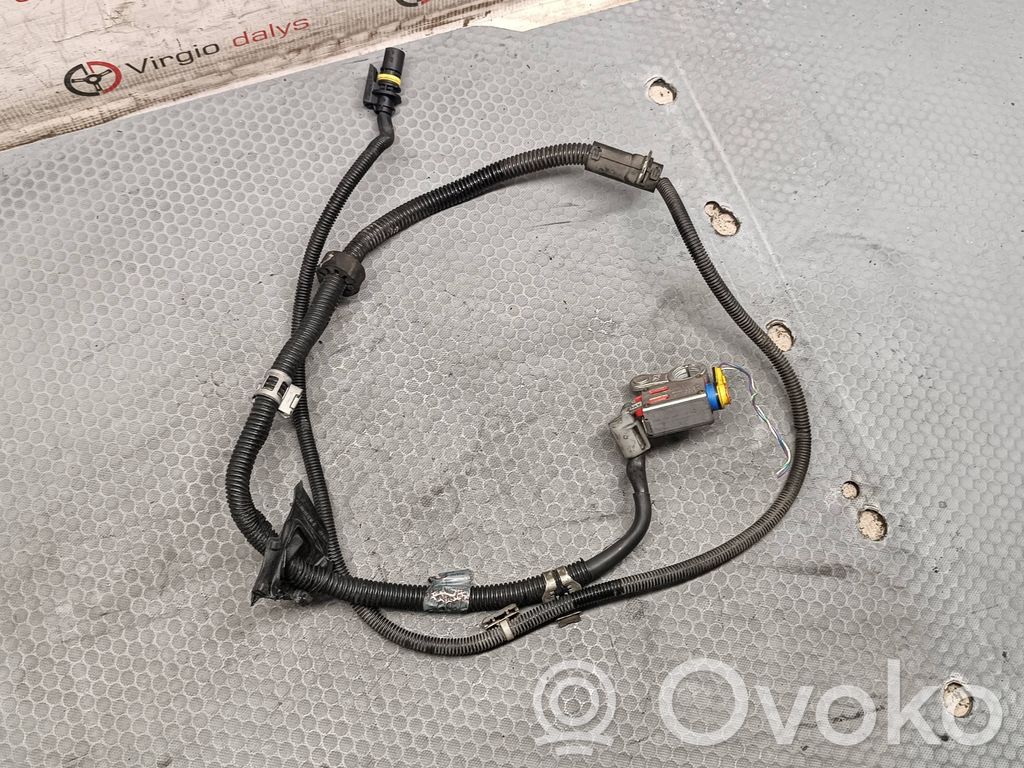 Mercedes-Benz C W204 Cablu cu bornă pozitivă (baterie) 