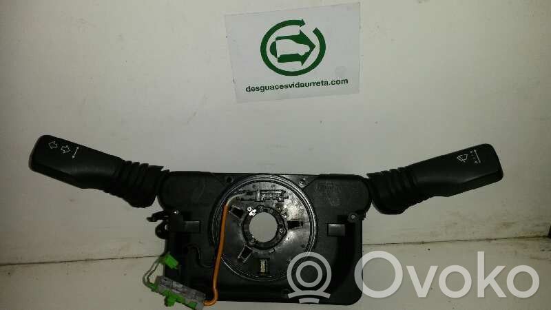 Opel Astra G Commodo de clignotant 