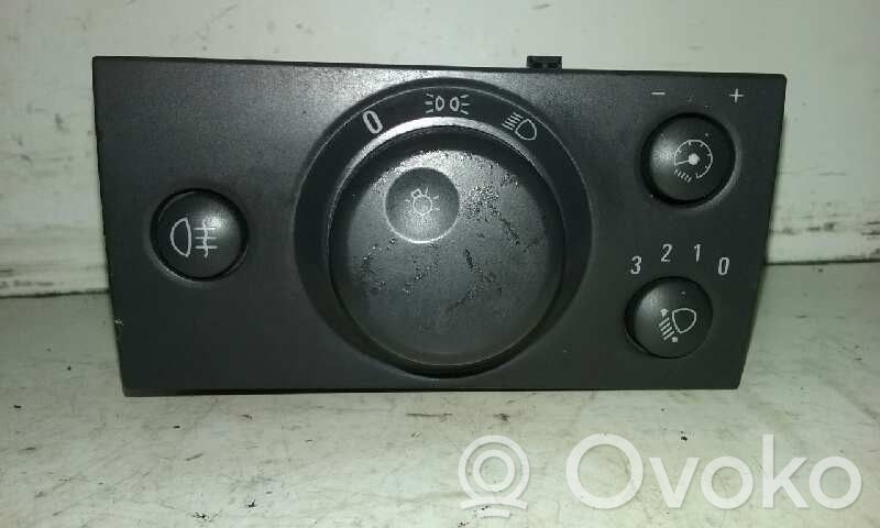 Panel lighting control switch   93934756,04061015