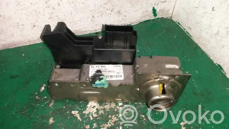 Ford Transit Etuoven lukko 