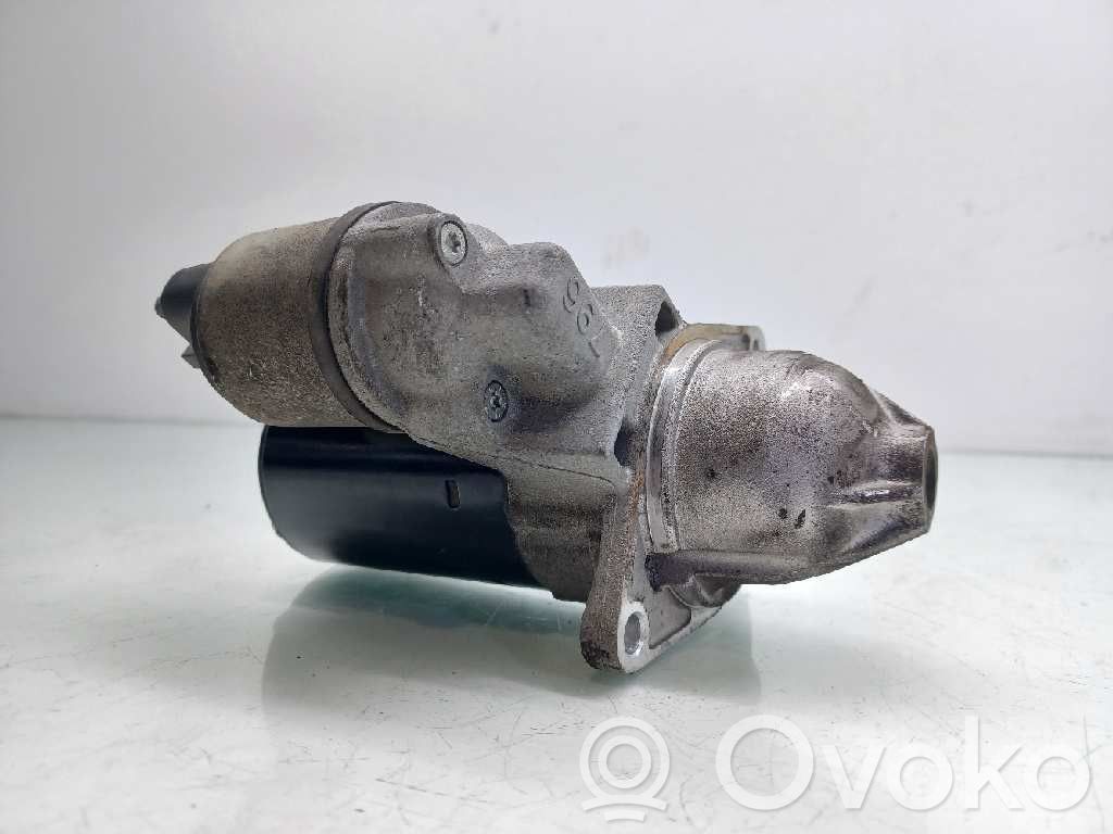 Opel Corsa D Стартер 
