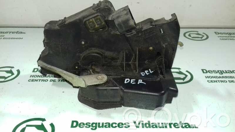 Front door lock   51217011308