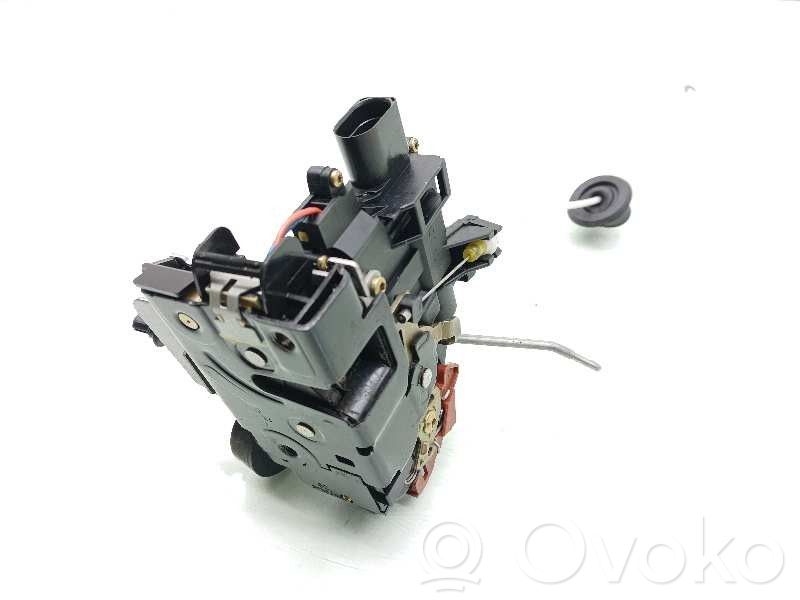 Etuoven lukko   8E0839016C