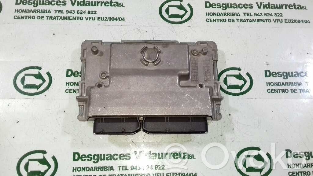 Volkswagen Polo V 6R Unitate control motor/modul ECU 