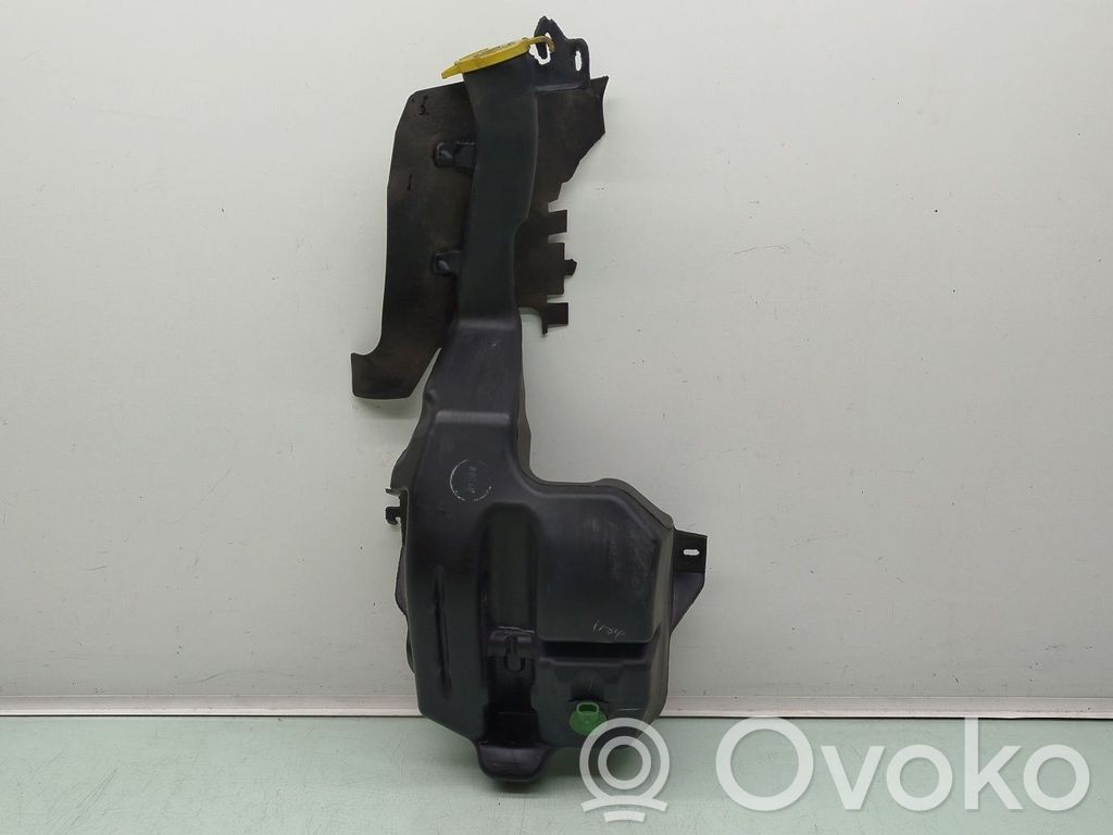 Jeep Grand Cherokee (WK) Windshield washer fluid reservoir/tank 