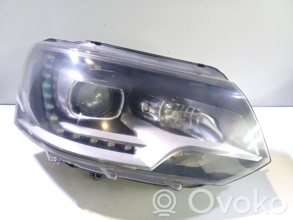 Volkswagen Multivan T5 Scheinwerfer 