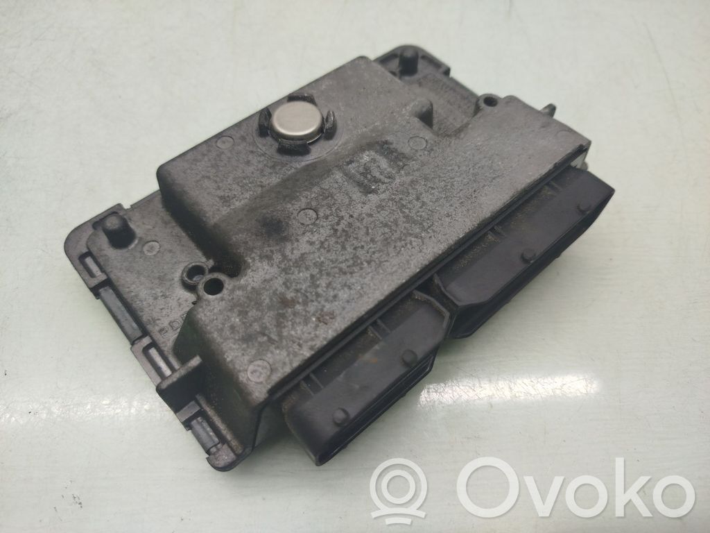 Engine control unit/module ECU   03E906019AD,03E906019C5WA11017