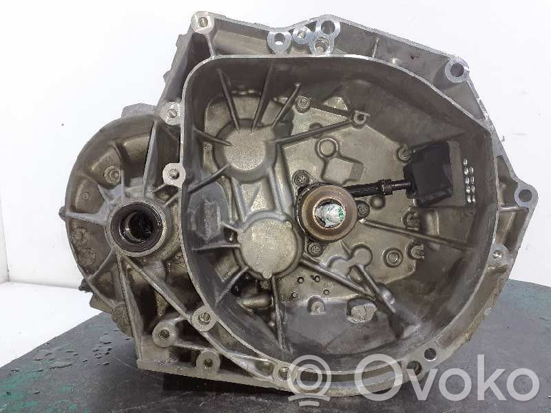 Peugeot 5008 Cutie viteze manuală cu 5 trepte 