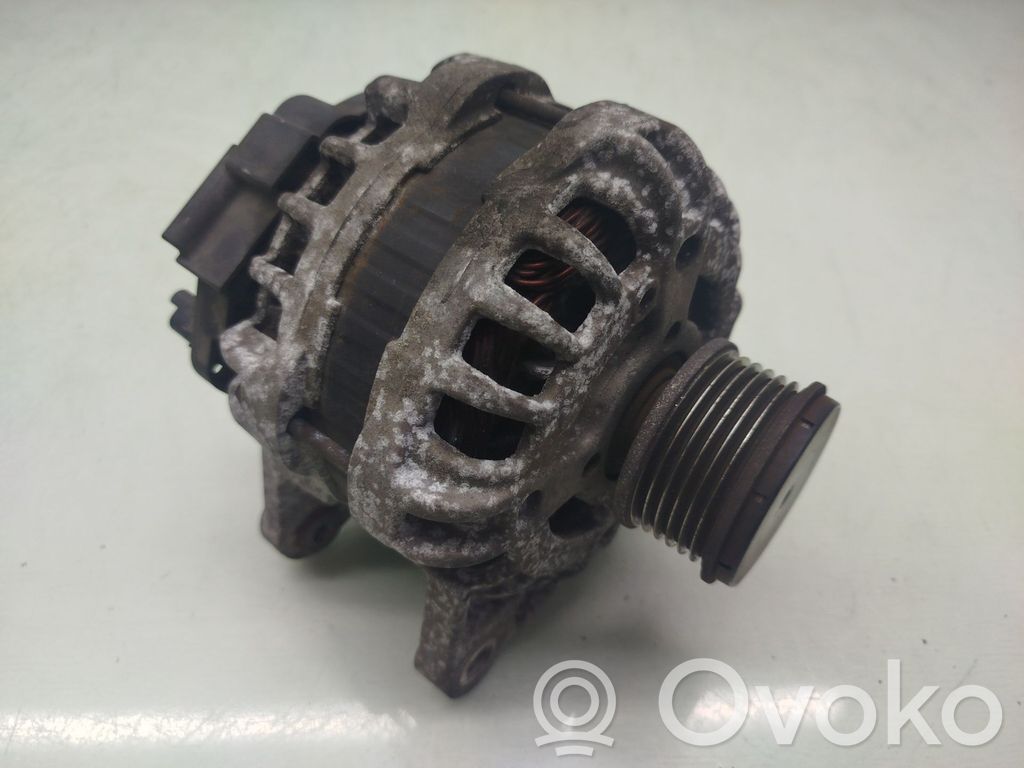 Generator/alternator   231002949R,F000BL0719