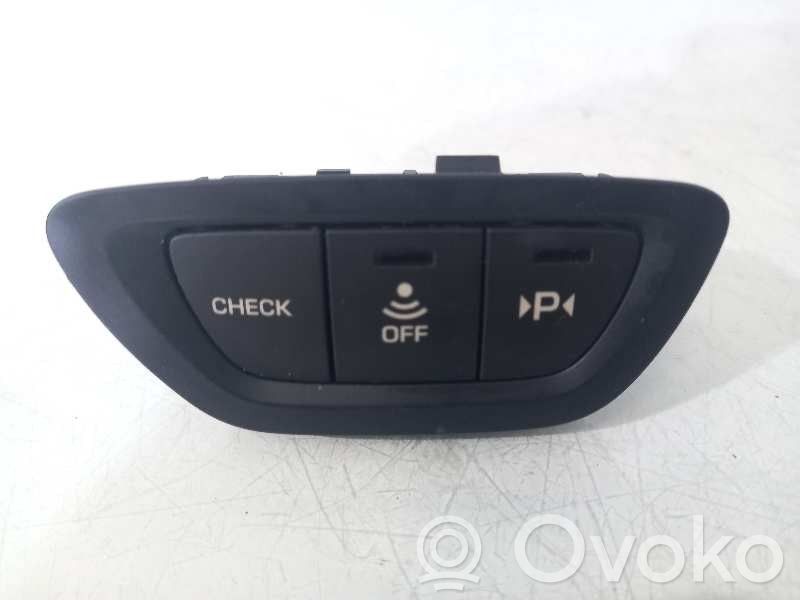 Citroen C5 Windscreen/window heater switch 