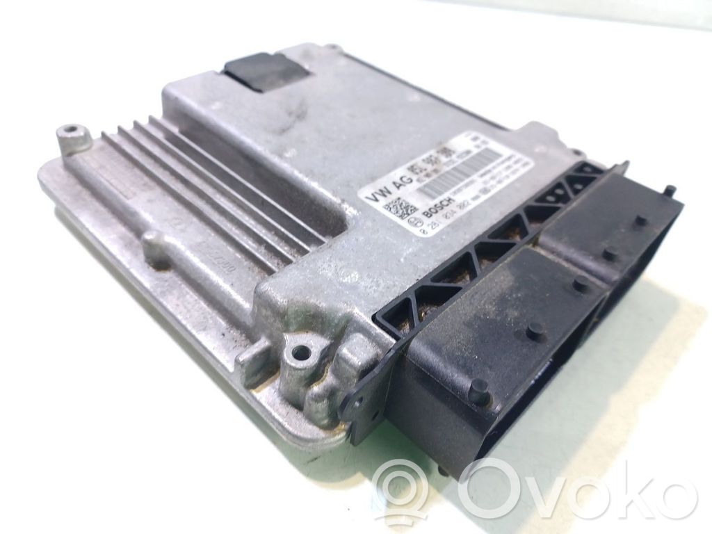 Audi A4 S4 B9 8W Unité de commande, module ECU de moteur 