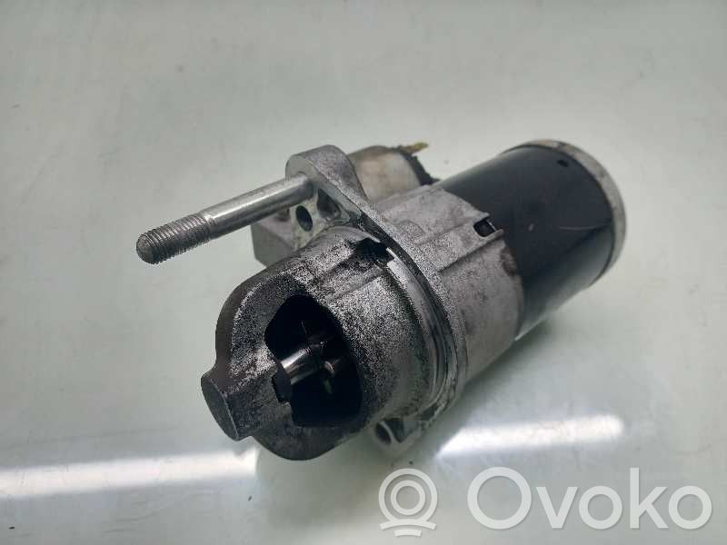 Suzuki Swift I Motor de arranque 