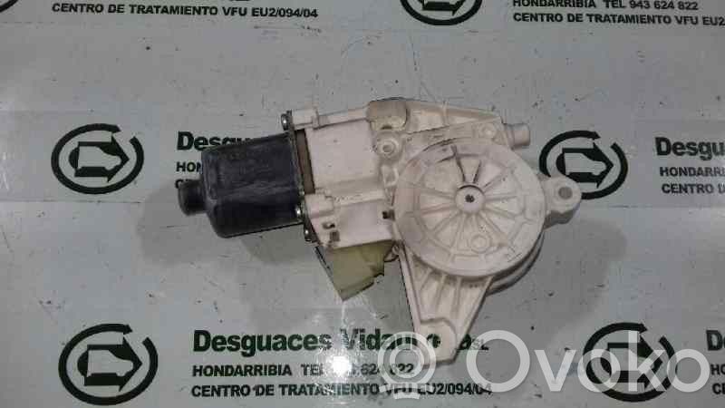 Mercedes-Benz E W211 Motor macara geam ușă față 