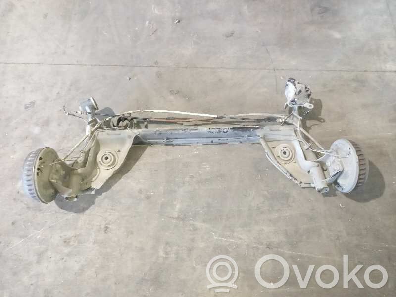 Renault Clio IV Hinterachsträger mit Reduzierstück 