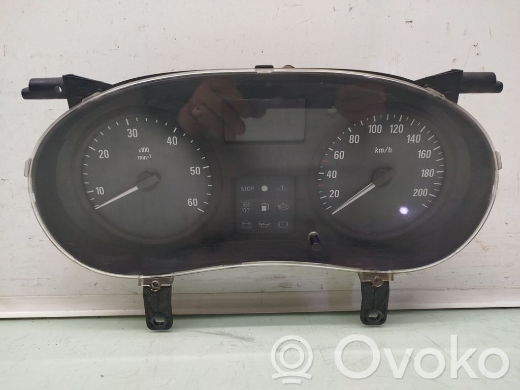 Opel Vivaro Speedometer (instrument cluster) 