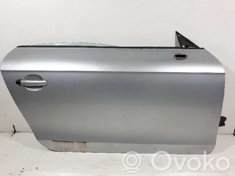 Puerta delantera   8J0831052A