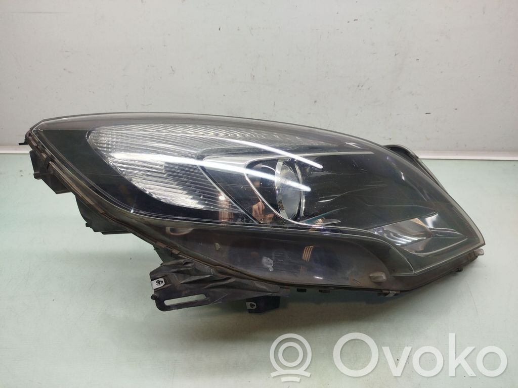 Opel Zafira B Far 