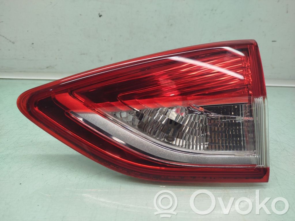 Ford Kuga II Takavalot 