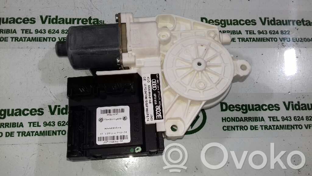 Audi A3 S3 8P Alzacristalli elettrico della portiera anteriore 