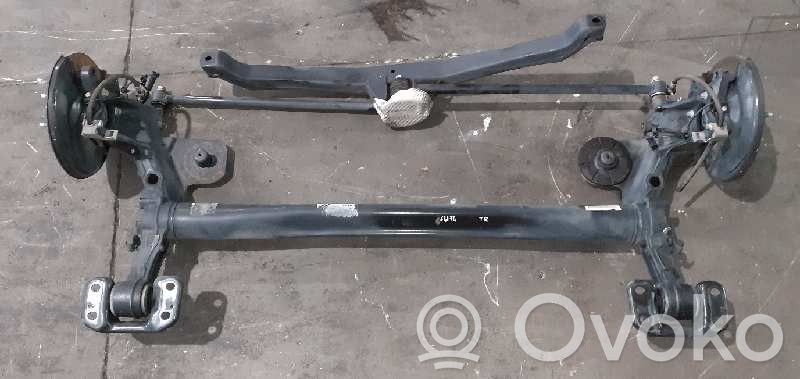 Opel Astra H Belka osi tylnej z reduktorem 