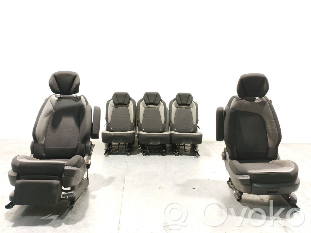 Interior set