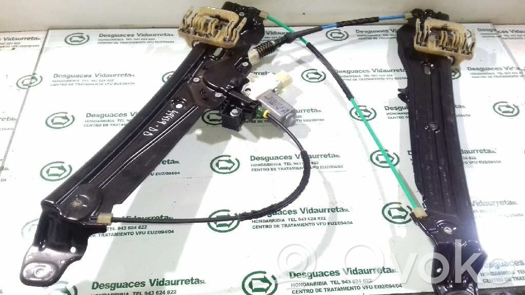Regulador de ventanilla eléctrico de puerta delantera