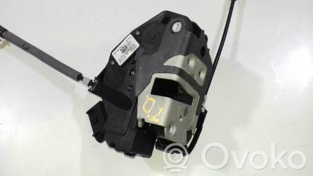 Cerradura de puerta trasera   BM5AA26412AF