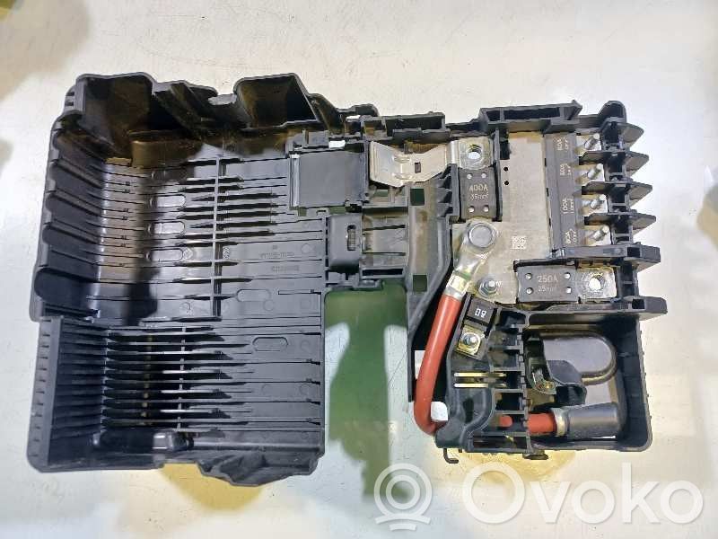 Opel Adam Fuse module 