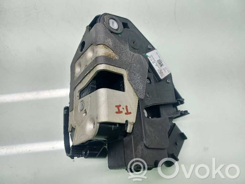 Ford Focus Aizmugurē slēdzene 