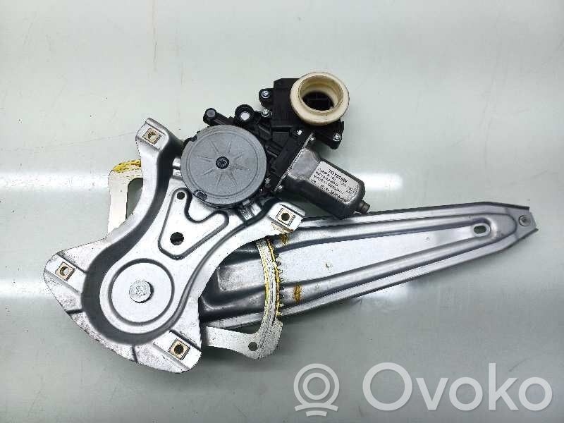 Toyota Auris E180 Macara geam spate fără motor