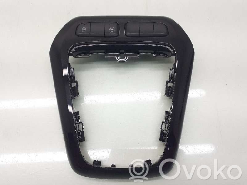 Opel Corsa F Cornice cruscotto 