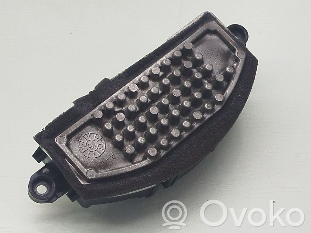 BMW 2 F22 F23 Motor aerotermă/rezistor ventilator 