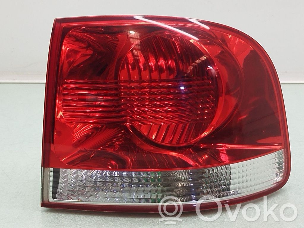Volkswagen Touareg I Lampă spate în caroserie 