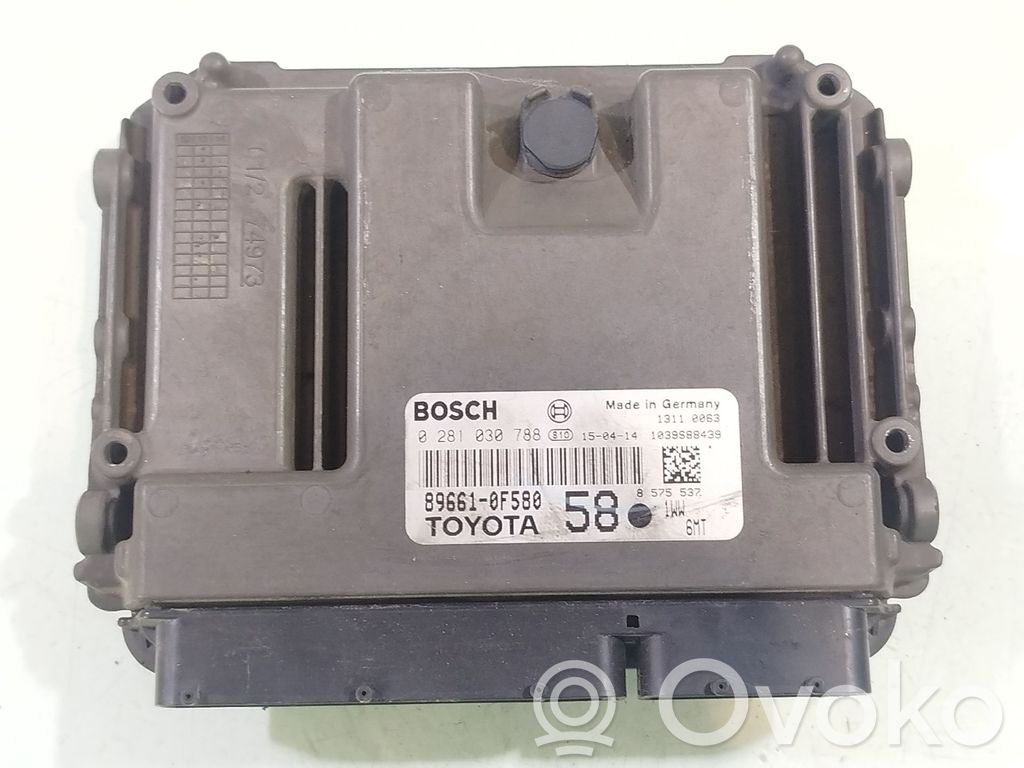 Toyota Verso Engine control unit/module ECU 