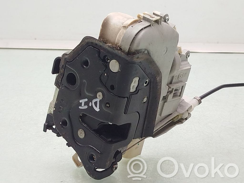 Etuoven lukko   8J1837015E,8J1837015C