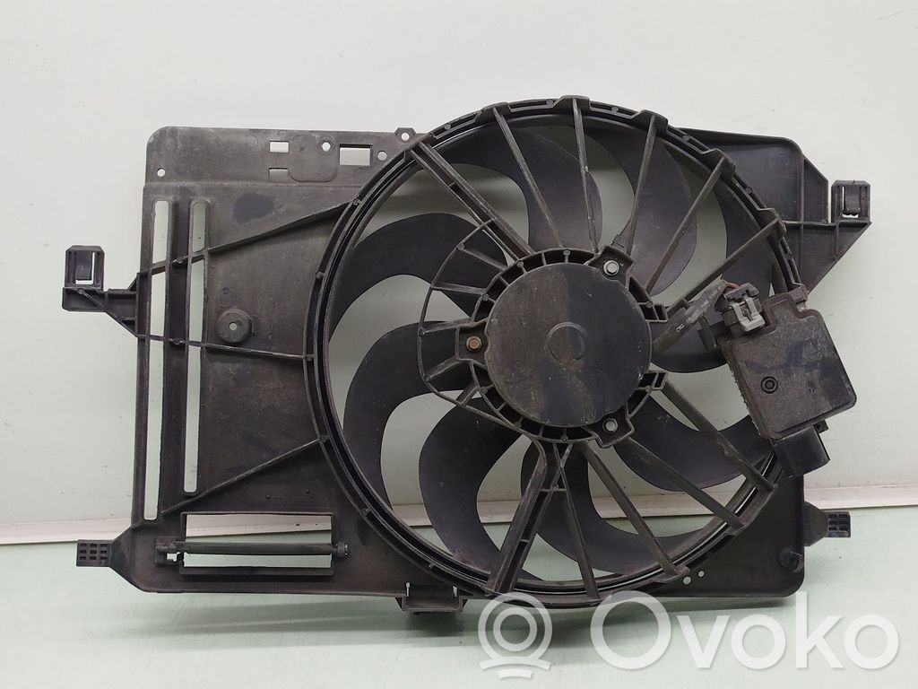 Ford C-MAX II Elektrisks radiatoru ventilators 