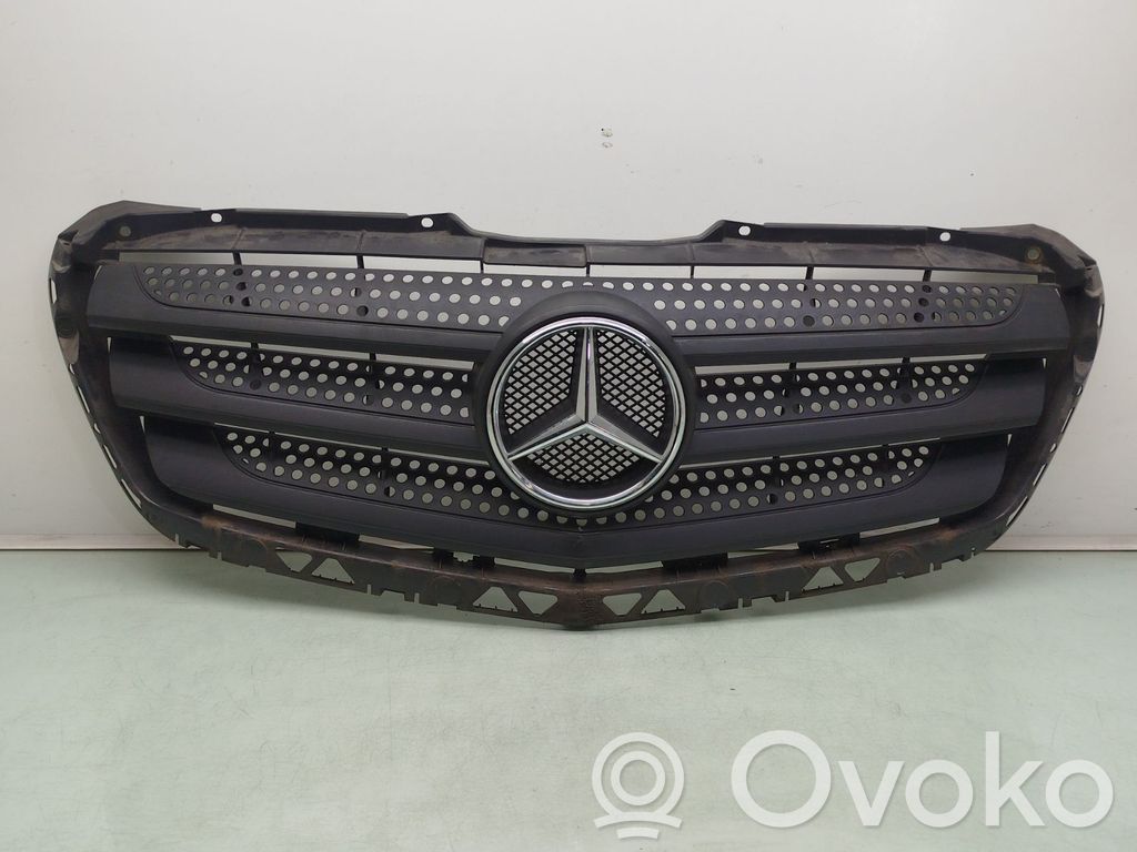 Mercedes-Benz Sprinter W906 Atrapa chłodnicy / Grill 