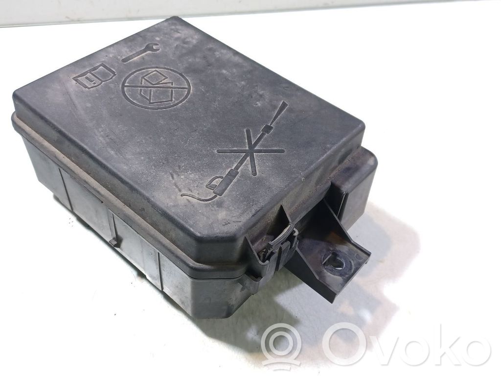 Opel Corsa E Fuse module 