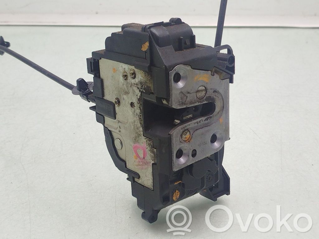 Renault Master III Front door lock 
