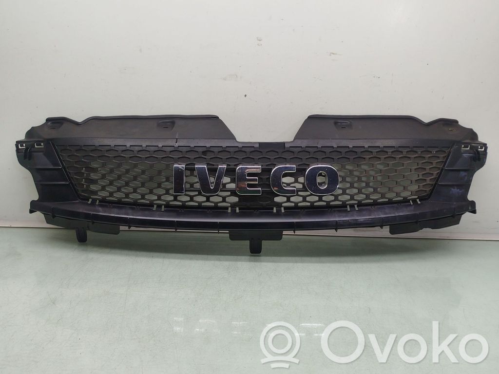 Iveco Daily 4th gen Etusäleikkö 