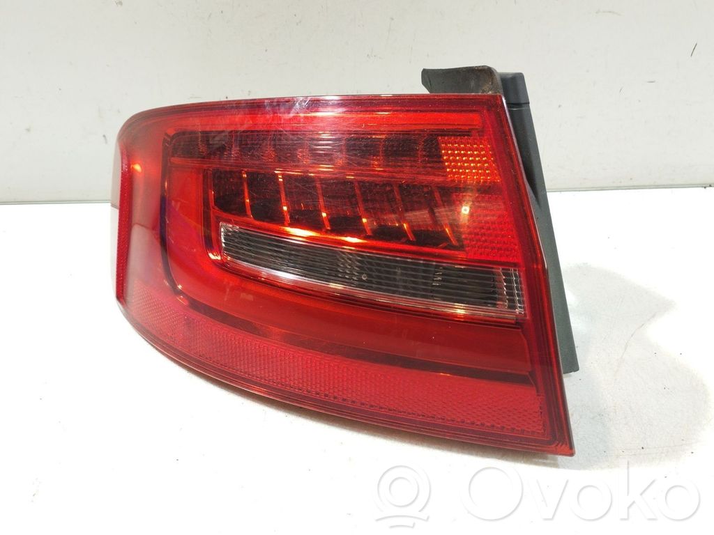 Audi A4 Allroad Bec lampă spate 