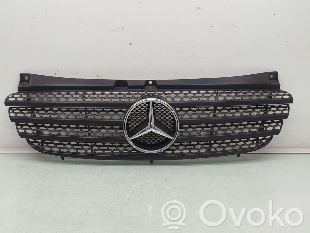 Mercedes-Benz Vito Viano W639 Grille de calandre avant