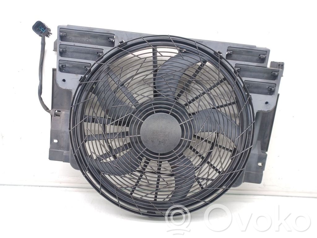 BMW X5 E53 Elektrisks radiatoru ventilators 